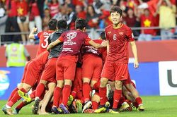 Bình luận: Đi rồi sẽ thành đường