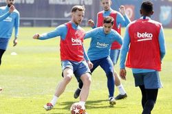 Chuyển nhượng Barca: Gửi siêu đề nghị mua Neymar, Barca vẫn bị PSG vẫn từ chối