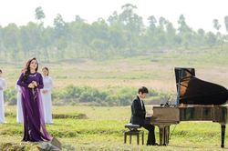 NSƯT Tố Nga giới thiệu teaser MV về chiến tranh 'Gửi vào thương nhớ'