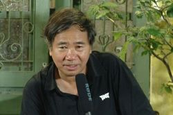 Nhà văn Bình Ca - Tác giả 'Quân khu Nam Đồng': 'Không thích văn chương dài lê thê'