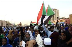 Chính biến tại Sudan: Các bên ký thỏa thuận chia sẻ quyền lực