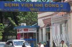 Bé gái 3 tuổi tử vong tại Bệnh viện Nhi đồng 2: Sai đến đâu, xử lý đến đó