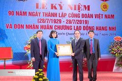 Kỷ niệm 90 năm Ngày thành lập Công đoàn Việt Nam và đón nhận Huân chương Lao động hạng Nhì