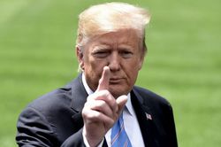 Hạ viện Mỹ bác đề xuất luận tội TT Trump với kết quả áp đảo