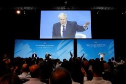 Johnson từ chối bình luận về khả năng thúc đẩy Brexit không thỏa thuận