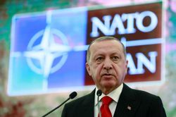 Quyết mua S-400 Nga, Thổ Nhĩ Kỳ có bị loại khỏi NATO?