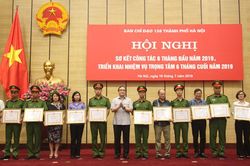 Hà Nội: Đề xuất cấm kinh doanh 'bóng cười' trong hoạt động giải trí