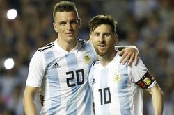 Tottenham muốn chiêu mộ đồng đội của Messi với giá kỷ lục