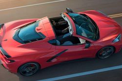 Chevrolet Corvette C8 2020 ra mắt với giá rẻ bất ngờ