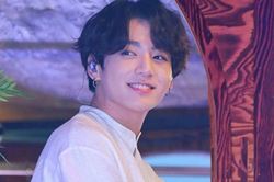 Jungkook đích thực là 'em út Vàng' BTS, đây là minh chứng
