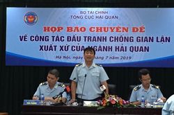 Có hàng hóa sản xuất tại nước ngoài khi nhập về Việt Nam đã ghi sẵn 'Made in Vietnam'