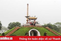 'Hồn thiêng sông núi tạc nên tượng đài'
