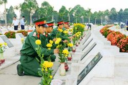 Tháng bảy linh thiêng