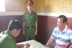 Tạm giữ khẩn cấp người cung cấp dung môi cho 'đại gia' Trịnh Sướng sản xuất xăng giả