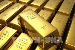Giá vàng thế giới tuần qua đạt mức kỷ lục mới trong sáu năm