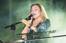 Danh ca Thanh Hà hát sung hết cỡ trong tiệc sinh nhật trò cưng trước thềm Chung kết The Voice 2019