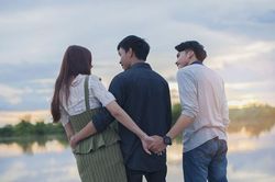 Chuyện tình tay ba không có 'tiểu tam'