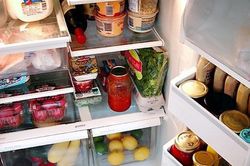 Những thực phẩm cấm kỵ để trong tủ lạnh vì biến chất cực độc