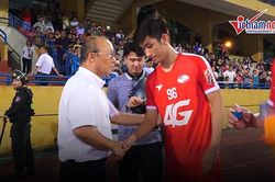 HLV Park tới 'xem giò' Viettel, chúc mừng 'siêu phẩm' của Trọng Đại