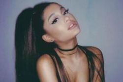 Ariana Grande có động thái 'đền bù' cho fan sau tuyên bố không đi tour vào năm 2020