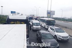 Để đường cao tốc không trở thành 'thấp tốc'