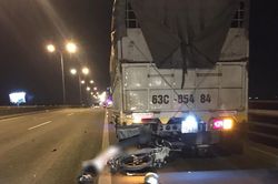 Nam thanh niên tử vong sau cú tông vào đuôi xe tải trên cầu Cần Thơ