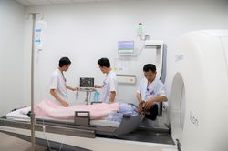 Bệnh viện K điều trị u não bằng máy Gamma Knife thế hệ mới