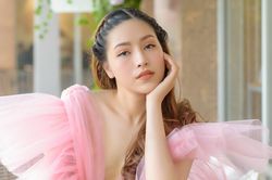 Nhan sắc cô gái được mệnh danh 'nữ hoàng trình diễn' của The Voice