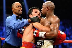 Mayweather: 'Cả sự nghiệp Pacquiao ăn theo tên tuổi của tôi'