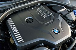 Xe sang Jaguar Land Rover sắp được trang bị động cơ BMW?