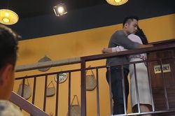 Về nhà đi con tập 73: Huệ đề nghị ôm Khải, Vũ ghen vì Dũng làm bố nuôi cu Bon