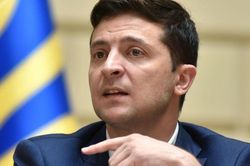 Cựu Ngoại trưởng trở thành tân Thủ tướng Anh; Người Đức lo Nga và Ukraine xích lại gần nhau