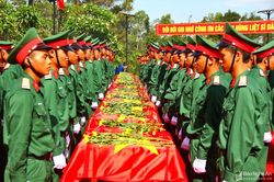 Hành trình đưa đồng đội về quê hương trên đất bạn Lào