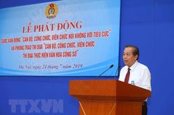 Phó Thủ tướng Trương Hòa Bình phát động phong trào công viên chức nói không với tiêu cực