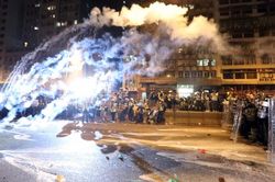 Trung Quốc có thể điều quân đội kiềm chế biểu tình Hong Kong