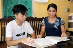 Tâm sự của 2 thủ khoa tiêu biểu 'đất học' thành Nam