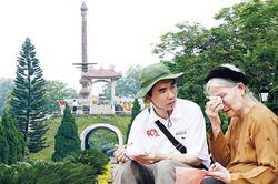 Viết về những mất mát để thấy yêu hơn hòa bình
