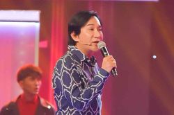 NSƯT Kim Tử Long cùng khách mời 62 tuổi thể hiện 'Độ ta không độ nàng'