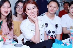 Thúy Ngân 'Gạo nếp gạo tẻ' bị fan chất vấn 'bao giờ lấy chồng'