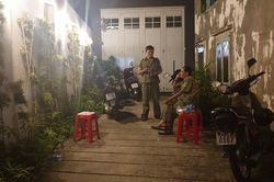 2 bé trai ngạt khói chết trong phòng trọ ở Sài Gòn