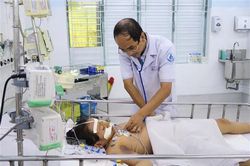 Dùng kỹ thuật mới cứu sống bé gái bị viêm cơ tim tối cấp tại TP.HCM