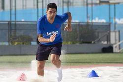 Lo Griezmann chiếm chỗ, Luis Suarez sớm trở lại luyện tập