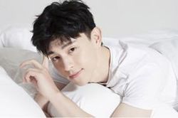Đặng Luân được nhiều người theo đuổi, nhưng đều từ chối vì chuyên tâm cho sự nghiệp?