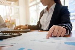 Chặn quyền lực vô hình của bộ phận kế toán, hành chính trong doanh nghiệp