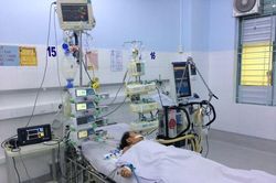 Bệnh nhi từ 'cõi chết trở về' nhờ kỹ thuật ECMO