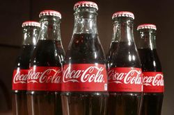 Uống Cocacola pha đá sau khi thể dục, người đàn ông gặp chuyện kinh dị