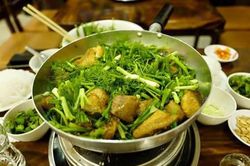 Chả cá Hà Nội: ăn ở nhà rất khó thấy ngon
