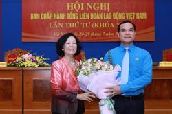 Ông Nguyễn Đình Khang được bầu làm Chủ tịch Tổng Liên đoàn Lao động Việt Nam