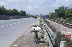 Mẹ ca sĩ Châu Việt Cường tử vong vì tai nạn tàu hỏa