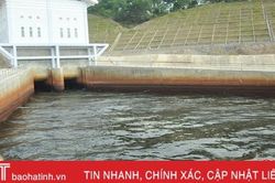 Sớm tìm nguyên nhân nguồn nước đập dâng Ngàn Trươi ô nhiễm bất thường
